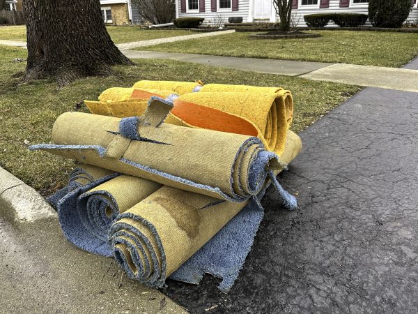 Carpet Haul Away Service in Duluth